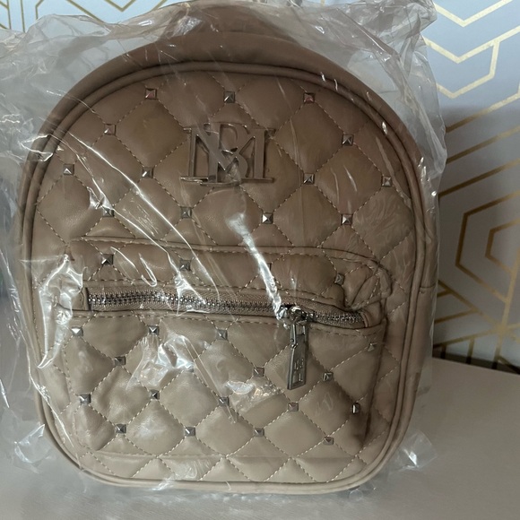 BADGLEY MISCHKA Mini Studded Backpack - Picture 4 of 7